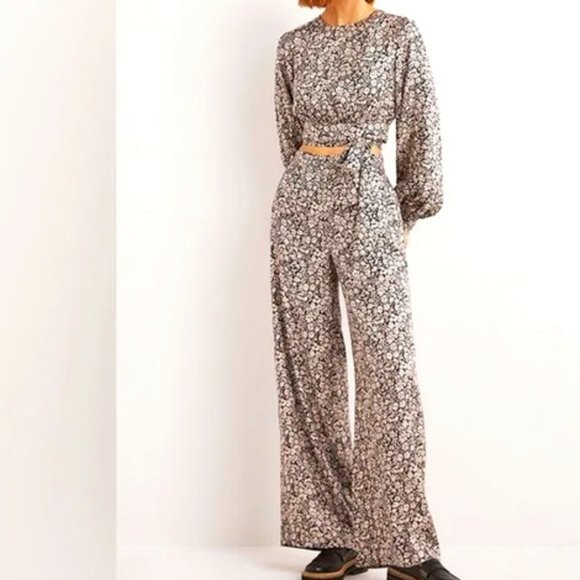 Boden Pull On Floral Fluid Trousers Size 6 NWT - Picture 2 of 12